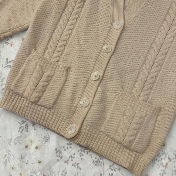 JH Collectibles Vintage 80s Wool Angora Cable Knit Cream Sweater - Picture 2 of 8